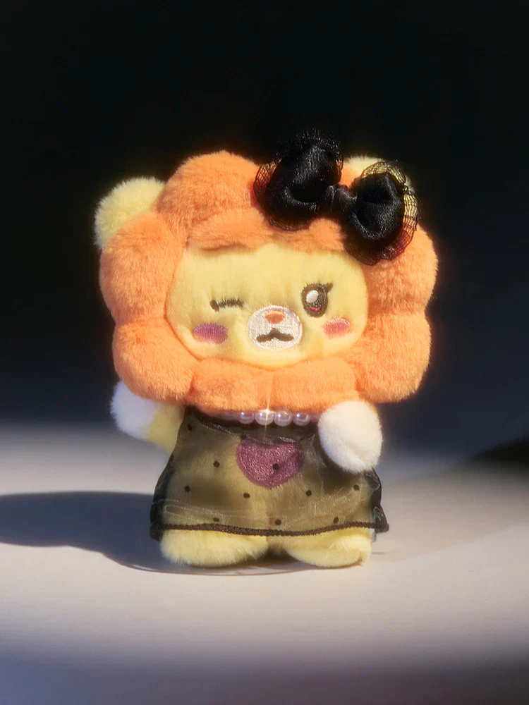 i-dle - minini PLUSH + PHOTOCARD SET / 'We are' POP-UP x LINE FRIENDS - Image 7